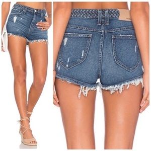 Tularosa Emma High-Rise Short size 25